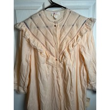 VTG New NWT Barbizon Peach Lace Trimmed Pleated Nightgown Robe Medium House Coat