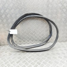 BMW 5 G30 T�rdichtungsgummi vorne rechts 7468731 3.0 Benzin / Strom 36838979