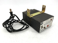 Tripp Lite PR-3A Precision Regulated DC Power Supply Output 3A 13.8VDC Input 117