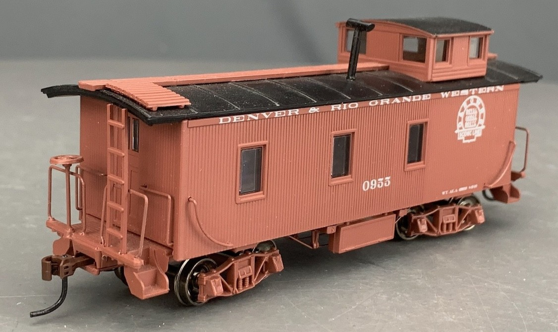 HO Roundhouse 84392 Three Window Standard Wood Caboose Rio Grande