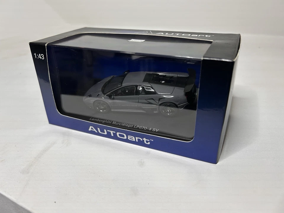 Autoart Lamborghini Murcielago SV 1/43 - Photo 4/4