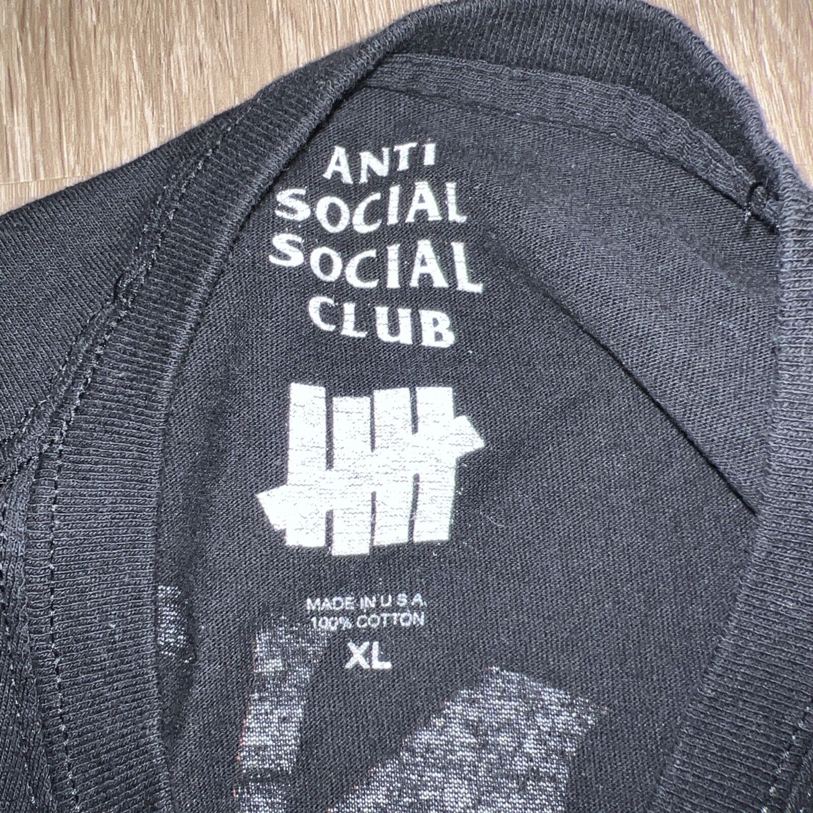 Antisocial social club x undefeated paranoid t shirt black orange Sz XL