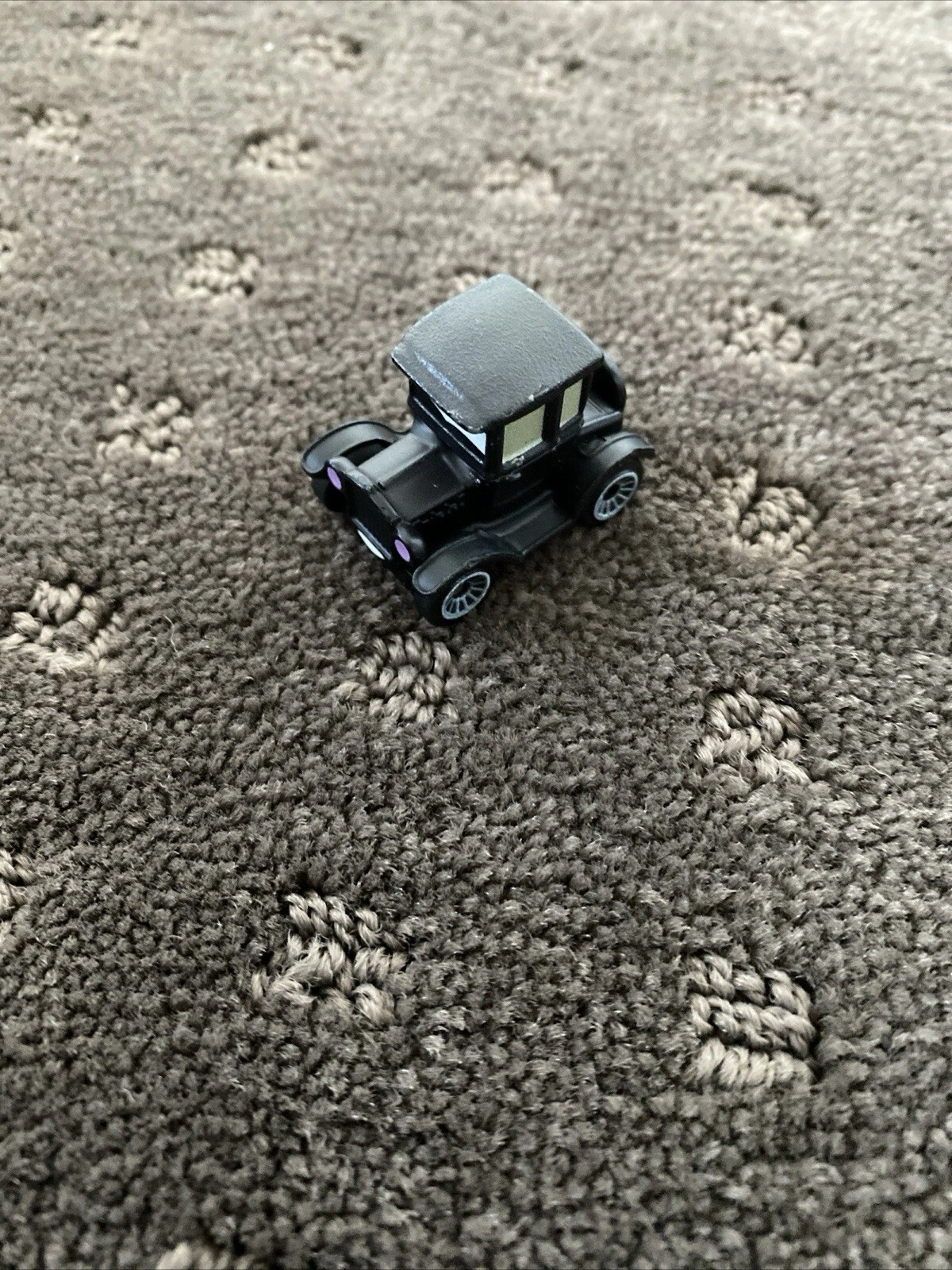 Picture 8 of 24