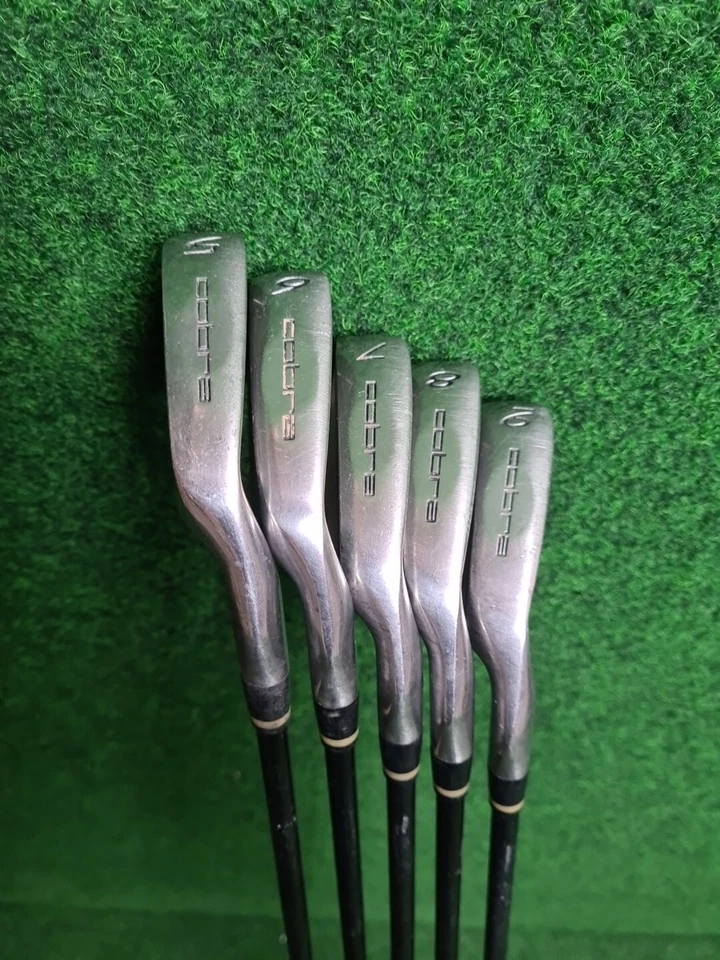 KING COBRA Gravity Back Eisensatz 5-9 - Herren (Graphit, Standardlänge, Rechts)