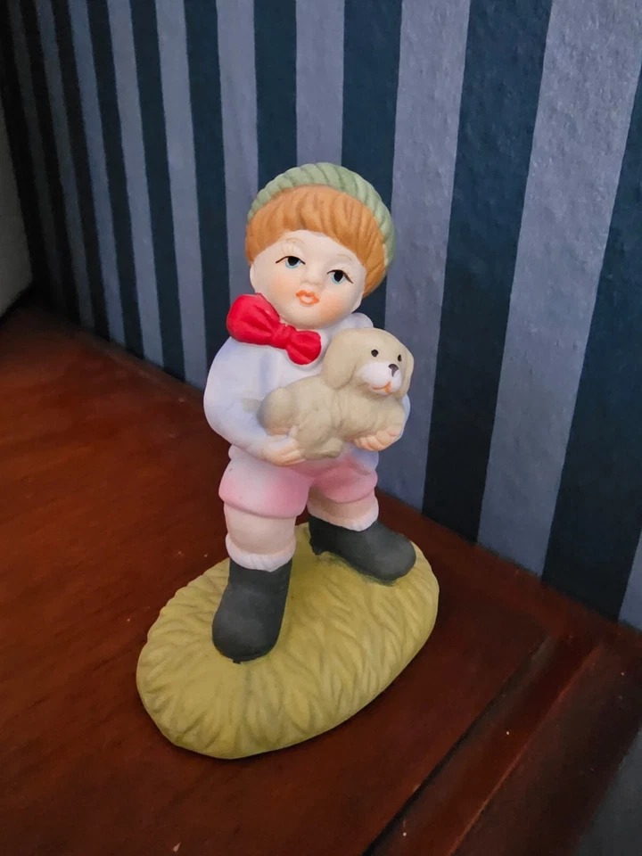 Vintage/Retro Sammelstück ,SetJunge mit Welpen und Mädchen mit Teddy. 11 cm Hoch - Bild 2 von 3