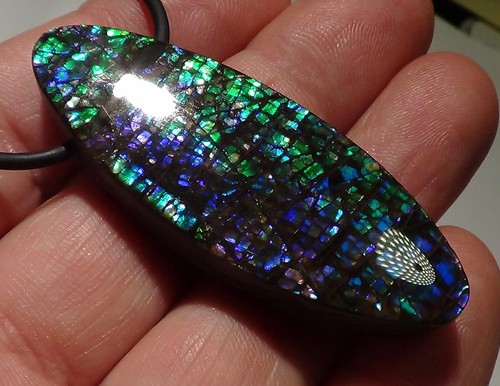 116 caratI Sammler Ammolite Anhänger Grün-Blau-Lila + VIDEO - Bild 5 von 6