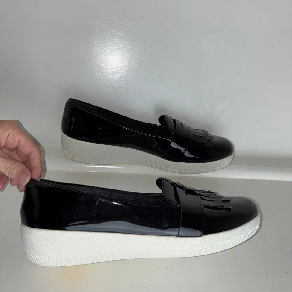 FITFLOP Black Patent Leather Kiltie Fringey Comfort Sneaker Loafers Shoes Sz 8.5 - Image 4 of 4
