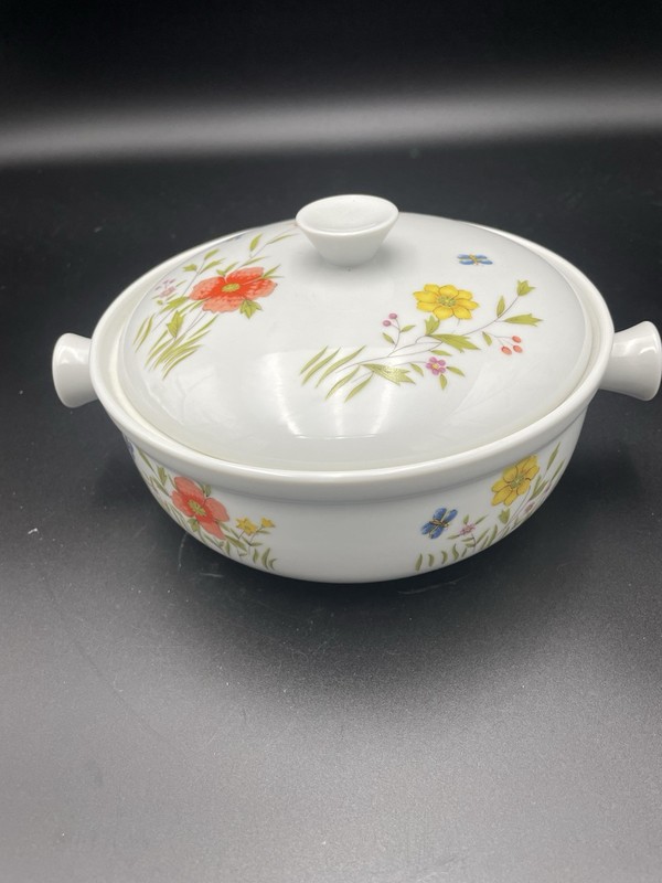 COUNTRY FLOWERS BY ANDREA 2 QT DOUBLE HANDLED OVEN TO TABLE CASSEROLE DISH #9226