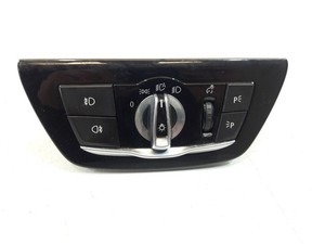 2017 BMW 5 SERIES Tacho Kombiinstrument 6841883 G30 HEADLIGHT SWITCH Original