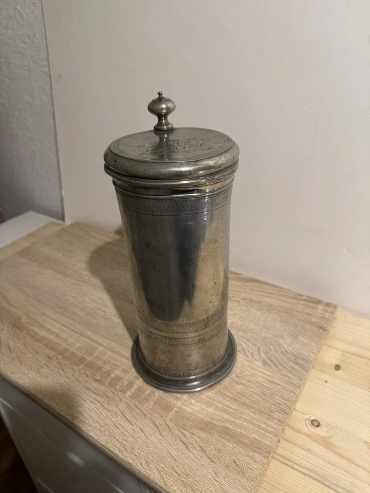 Grande Chope alsacienne en étain 18e  datée 1791 - Photo 2/4