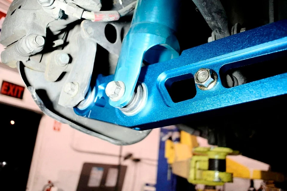 For Honda Civic 1988-1995 Megan Racing Rear Lower Spherical Bushing Control Arms Foto 3 de 4