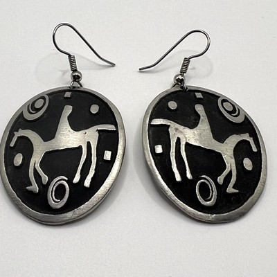 ALICE SEELY PEWTER DROP HOOK EARRINGS OVAL SOUTHWESTERN HORSE TRIBAL
