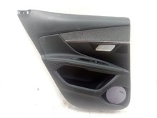 Porte arrière et accessoires Peugeot 305