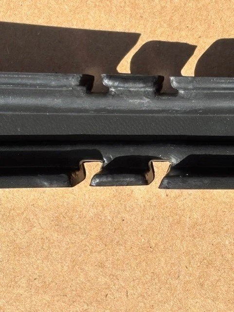 Parrilla exterior para Jeep Grand Cherokee 2016 tracción trasera Loredo | OEM sin pintar nuevo Foto 2 de 4