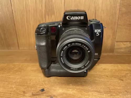*Near Mint w/ VG10* Canon EOS 5 QD ( EOS A2 A2E ) Film Camera EF 35-80mm III JPN