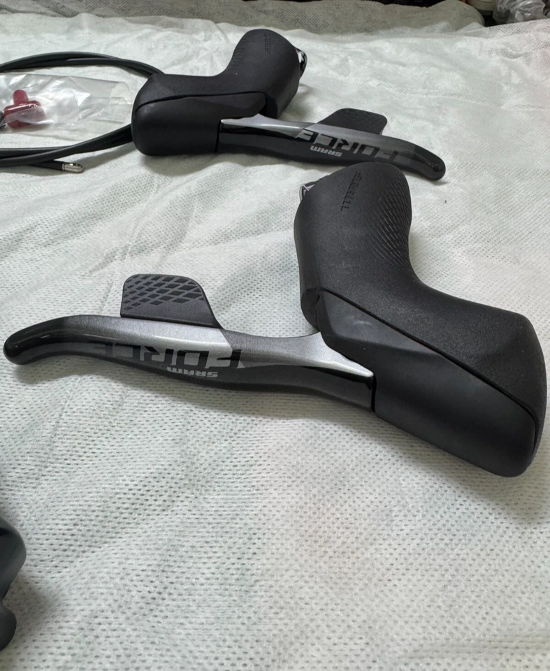 SRAM Force eTap AXS 12 Gang HRD Scheibenschaltung/Bremse Paar - Bild 4 von 4