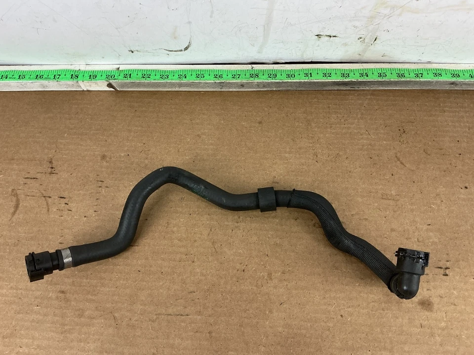 BMW 740i F01 serie 7 2009-2015 manguera de refrigerante de radiador 7580960 OEM Foto 2 de 4