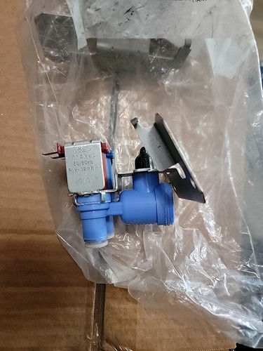 WR57X33326 GE Refrigerator Water Valve - Picture 3 of 4