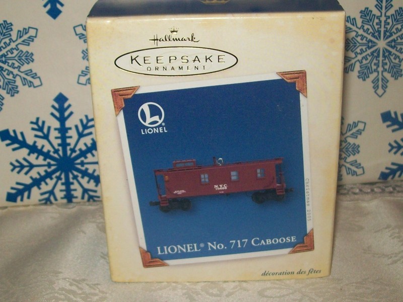HALLMARK LIONEL TRAINS NO. 717 CABOOSE 2005 CHRISTMAS KEEPSAKE ORNAMENTS