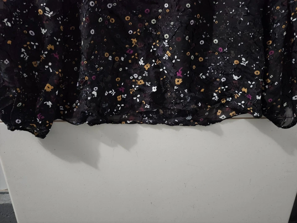 Blusa Club Monaco Top Mujer S Manga Larga Apliques Floral Mezcla Seda Ojo de Cerradura Foto 2 de 4