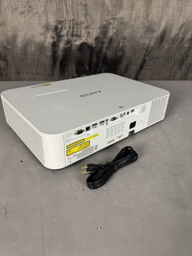 Sony VPL-PHZ10 3LCD Home Cinéma Laser WUXGA Projecteur de données *9 849 heures* Très bon état - Photo 12/12