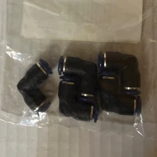 1/4" x 1/4" Tube 90° Nylon Push-to-Connect Union Elbow 0442074