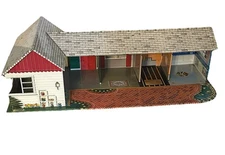 Vintage Marx 1953 T-Shaped Ranch Dollhouse, Read