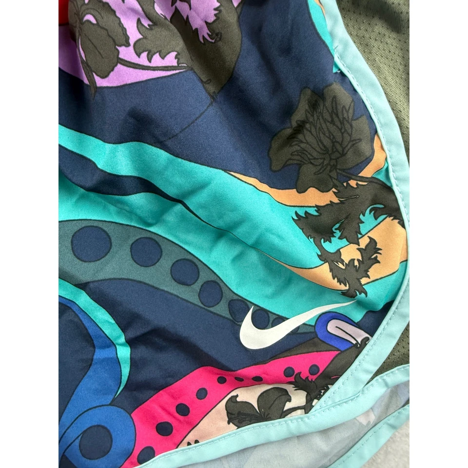 Pantalones Cortos para Correr Nike Dri-FIT Estampado Abstracto Cordón Para Mujer Medianos M Foto 3 de 4