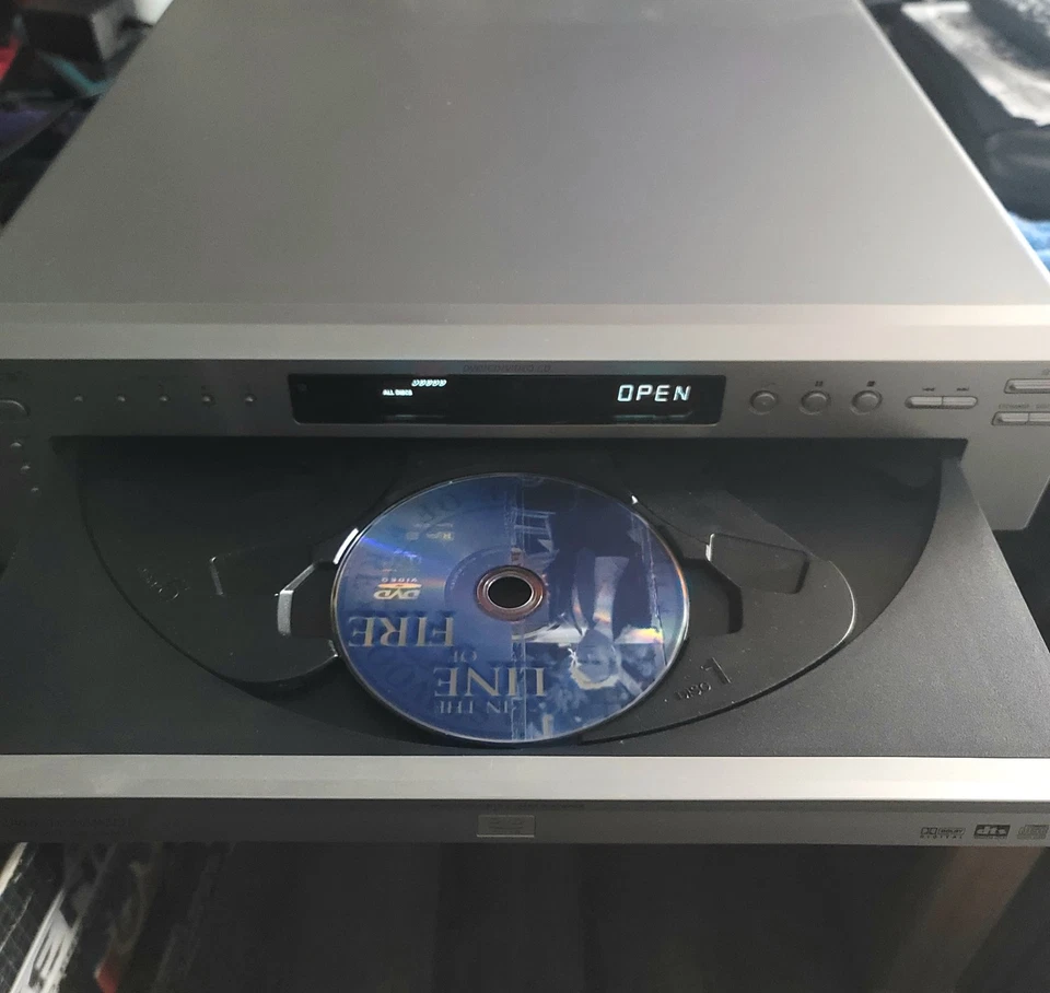 CD player Sony 5 discos DVP-NC615 cinza testado funcionando - Imagem 3 de 4