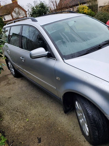 VW Passat Estate 1.9tdi PD130, Manual, Diesel, Silver - Picture 2 of 24