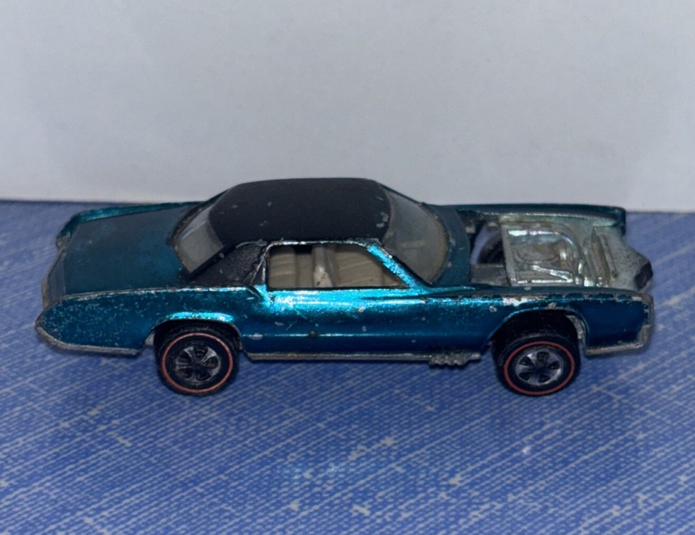 Redline HOT WHEELS Custom Eldorado  Aqua No Hood 1968