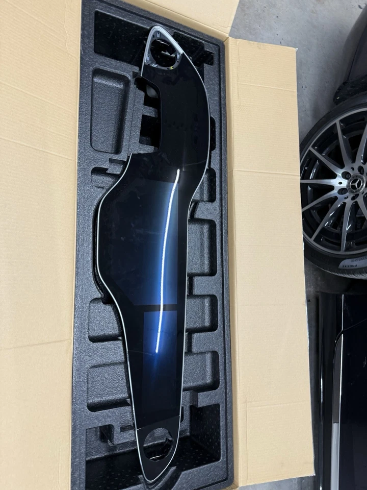 Гиперэкранный информационно-развлекательный дисплей 23–24 Mercedes-Benz Eqs Mbux LHD США оригинальный - Изображение 2 из 4