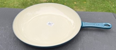 Le Creuset Enameled Cast Iron 11'' Omelet Shallow Fry Pan Agave