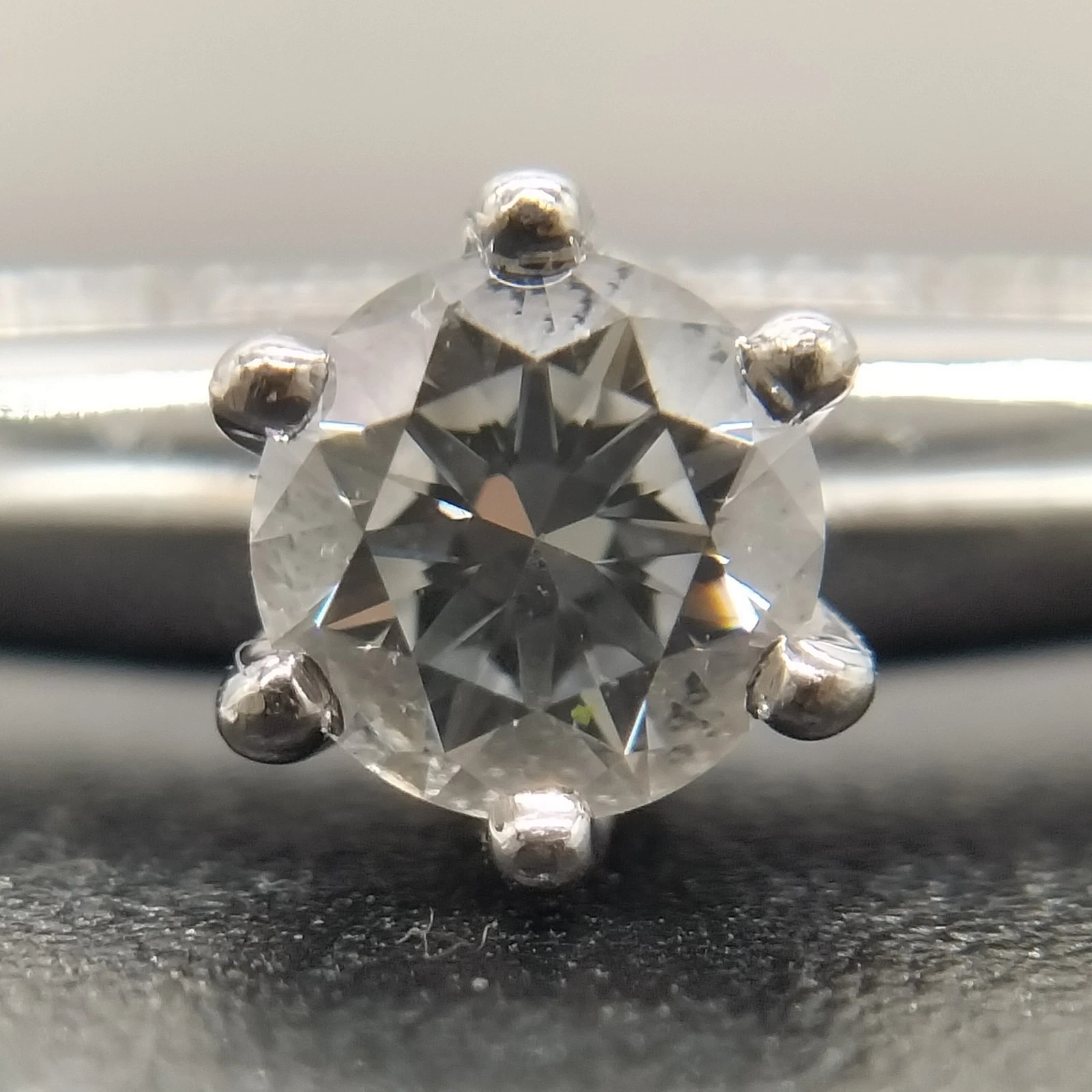 TIFFANY & CO. Anello solitario Tiffany and Co. diamante naturale platino 4522127