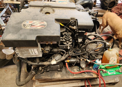 Cummins Mercruiser Diesel D 2.8 L 200 Marine Diesel Engine - MAKE AN OFFER