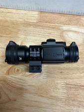 Lightly used Vortex Strikefire II Red Green Dot SF-RG-501, 2 mounts