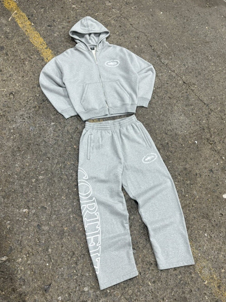 SHOP THE FIT!⁠ ⁠ Headwear - Corteiz Alcatraz Skully Grey