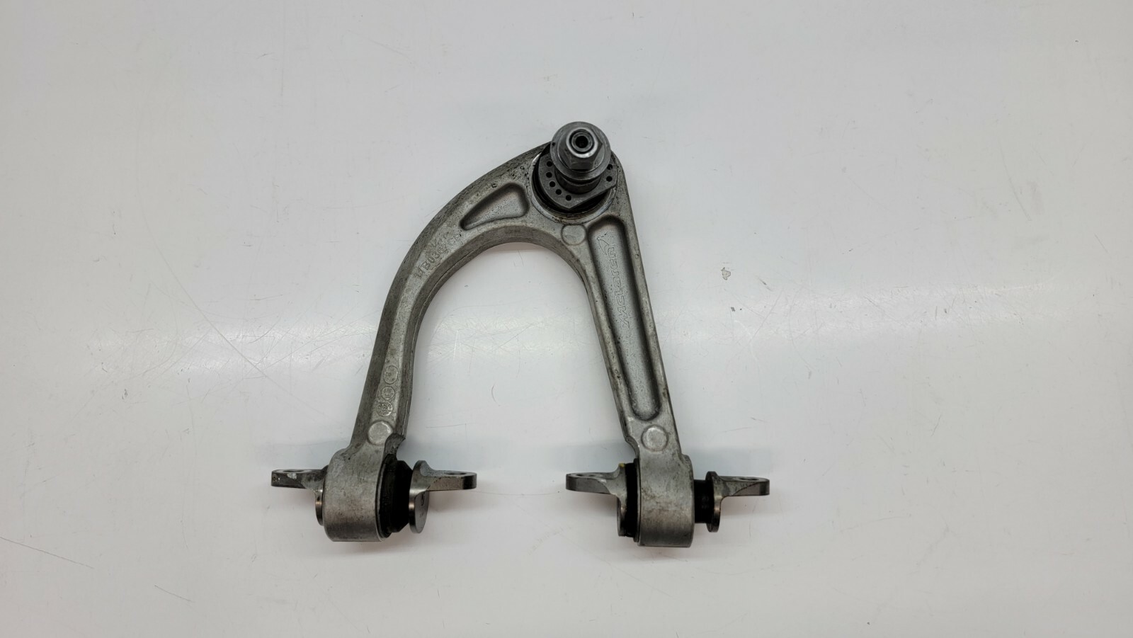 MCLAREN 650 S FRONT LEFT UPPER CONTROL ARM OEM 11B0367CP 11B0044CP