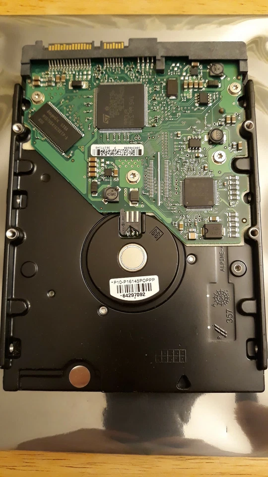Seagate Barracuda 7200.7 80 GB, Internal SATA, 7200 RPM,3.5" (ST380817AS) HDD - Image 2 of 3