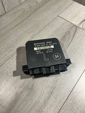 Porte arrière et accessoires Mercedes 240