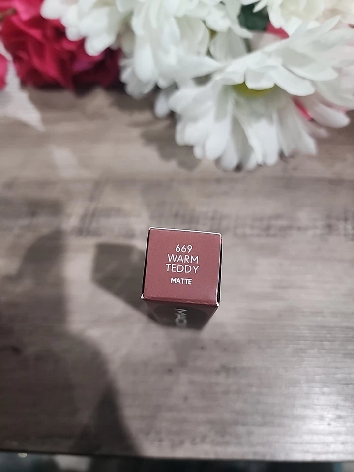 Batom Matte M.A.C Macximal - 669 Warm Teddy - 0,12 oz / 30,5 g - Novo na Caixa - Imagem 3 de 4