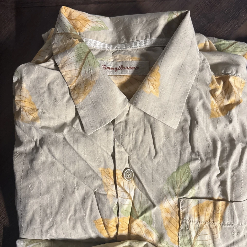 Lot of 4 Tommy Bahama Shirt Mens Medium Floral Silk Button Up Short Sleeve - Image 2 of 4