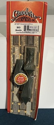 Chooch Enterprises 7257 HO Scale Resin Freight Car Load Covered Artillery (3)