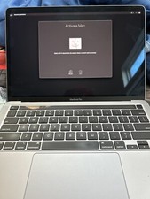 EXCELLENT Apple MacBook Pro 13" / 3.3GHZ i5 TURBO / 256GB SSD / Laptop