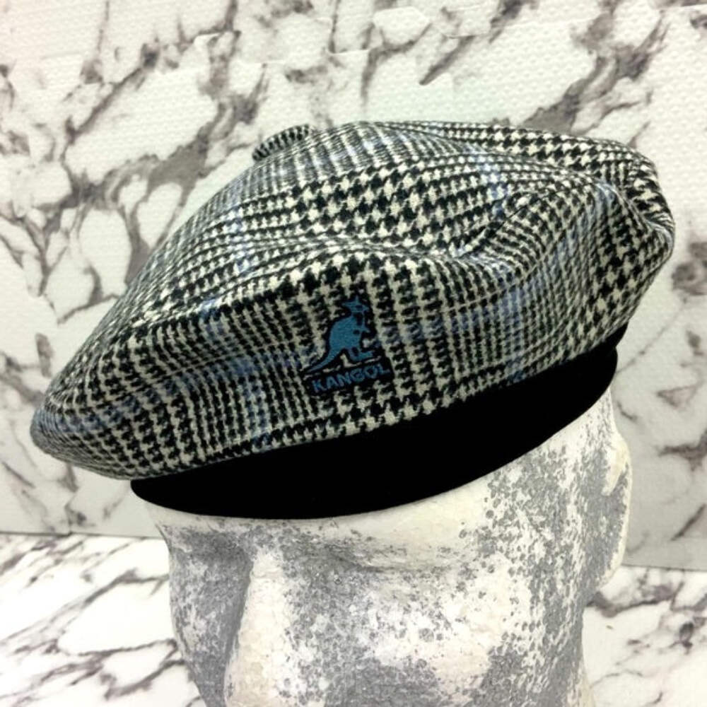 Men's Kangol Black | White | Sky Blue Show Your Teeth Beret Hat