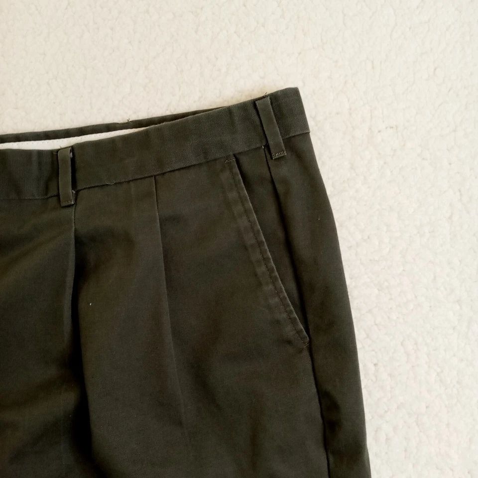 Pantalones Cortos de Vestido Dockers Plisados Para Hombre Cintura 38 Azul Marino Microfibra Poliéster Foto 3 de 4