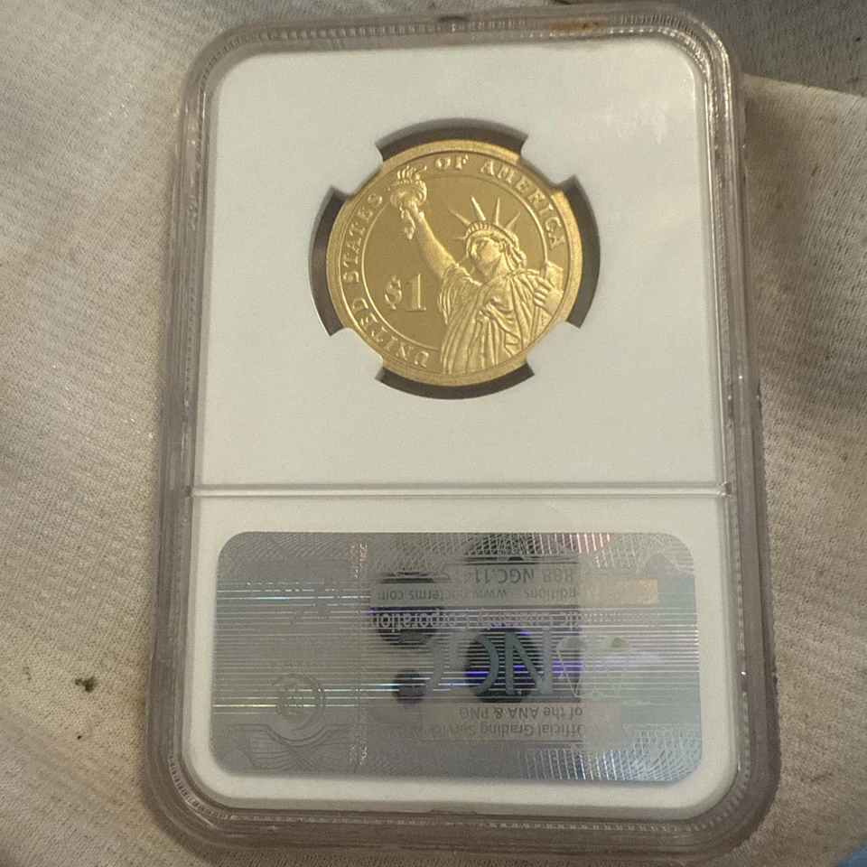 2010-S ABRAHAM LINCOLN NGC PF70 ULTRA CAMEO DOLLAR PROOF COIN - Image 2 of 4