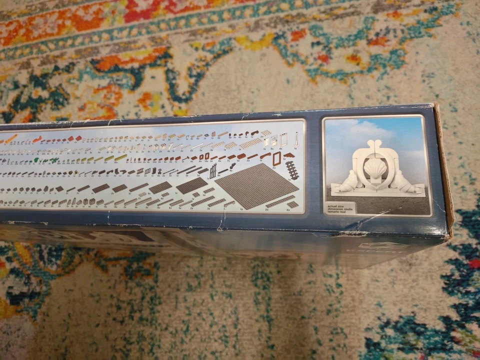 LEGO Modular: Parisian Restaurant 10254 - New in Sealed Box *Retired* - Image 4 of 4