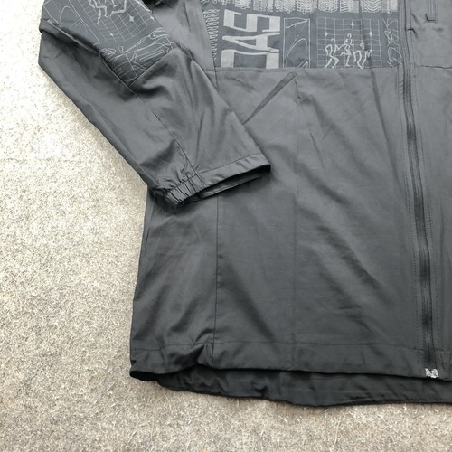 Adidas Jacke Herren XL schwarz Kapuze leicht Grafik Running Windbreaker - Bild 2 von 8