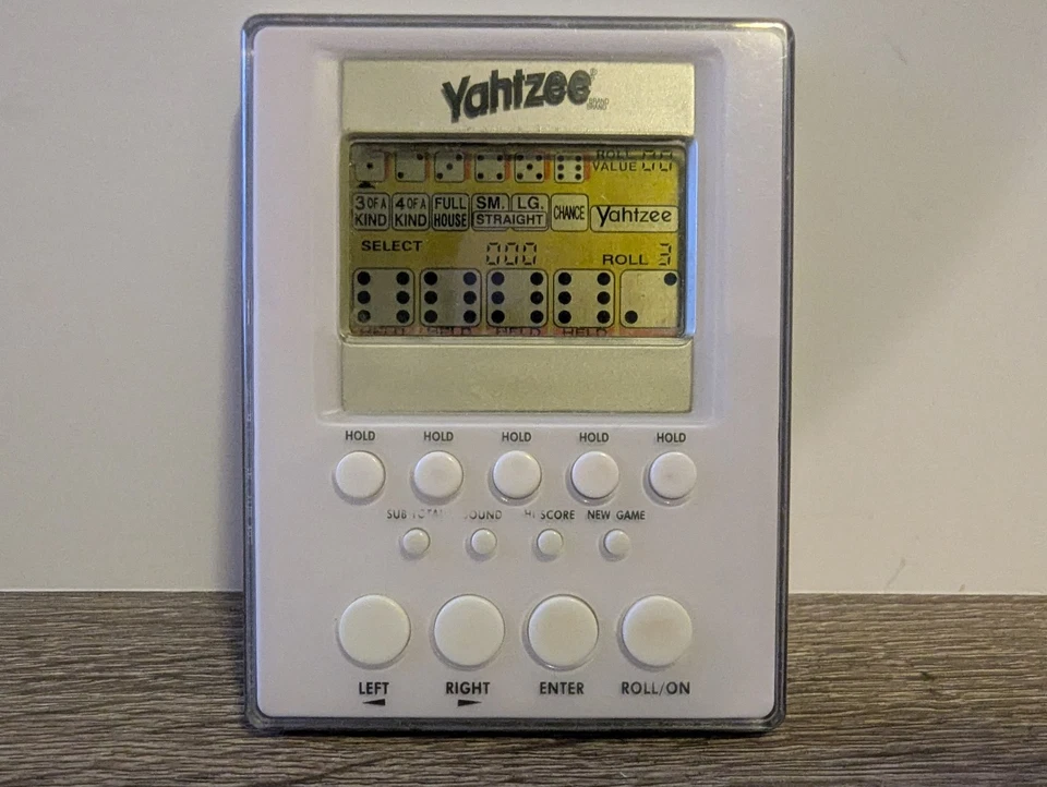 Yahtzee 2007 portátil blanco juego de dados electrónicos Parker Brothers probado delgado Foto 2 de 4